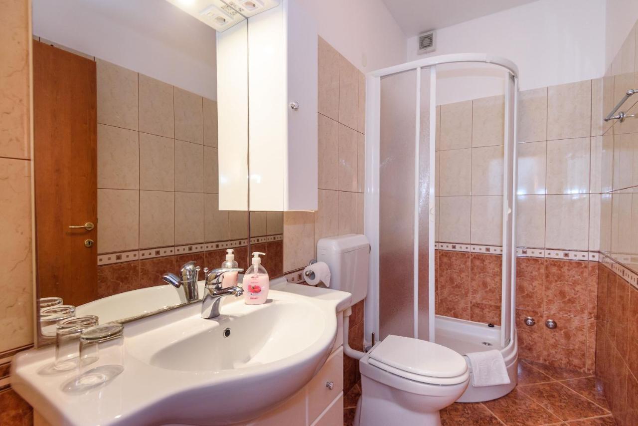 Apartment Zdravko Klek